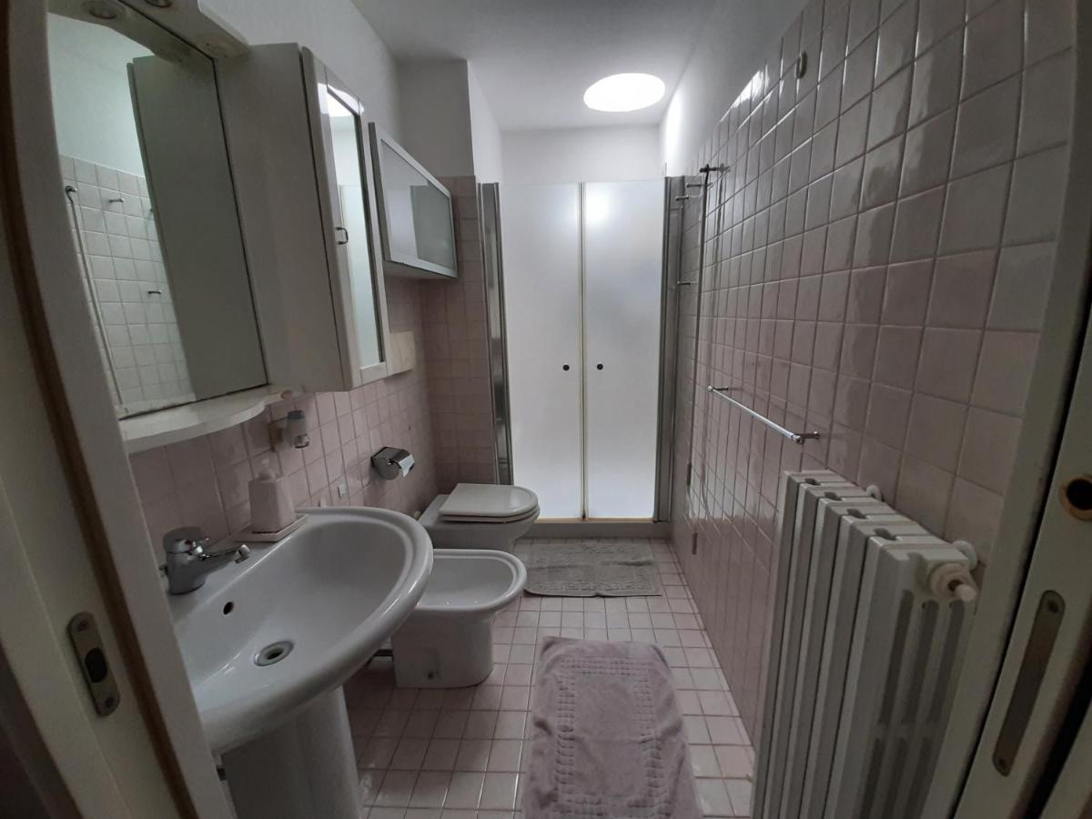 Ferienwohnung Casa Cavour Pesaro Exterior foto